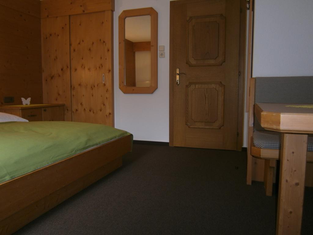 Haus Wiesenheim Fw Oetztal Längenfeld Dış mekan fotoğraf