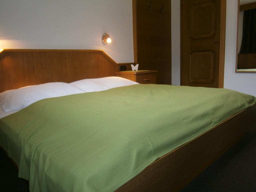 Haus Wiesenheim Fw Oetztal Längenfeld Dış mekan fotoğraf